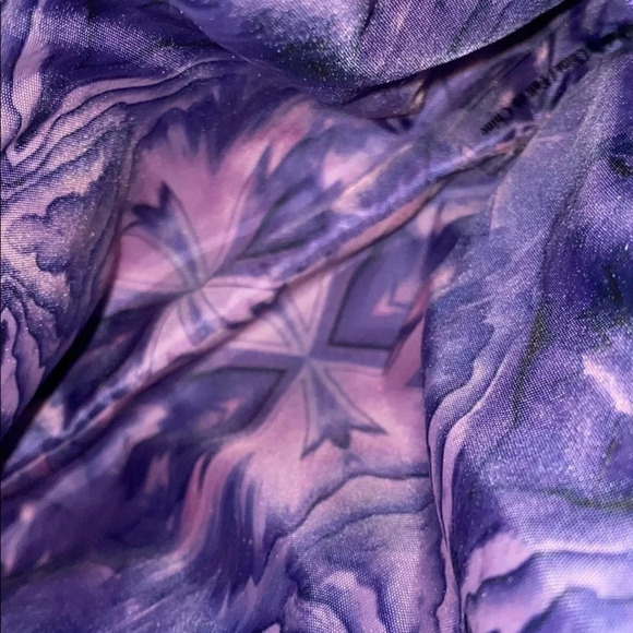 Urban  decay metallic gold makeup bag - Picture 9 of 12